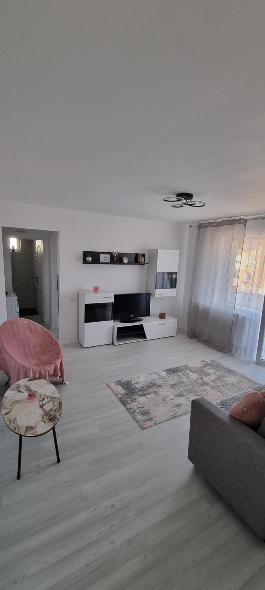 Apartament Central Pe Pietonala Nr2 Hunedoara Exterior photo